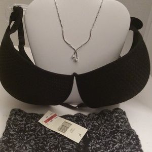 NWT GORGEOUS 36D BRA AND MISC. AB108